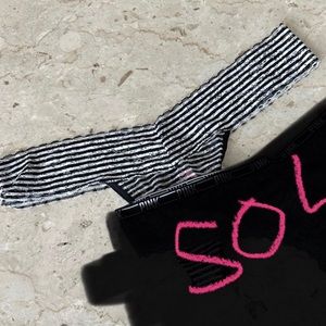 PINK VS Striped Lace Thong
